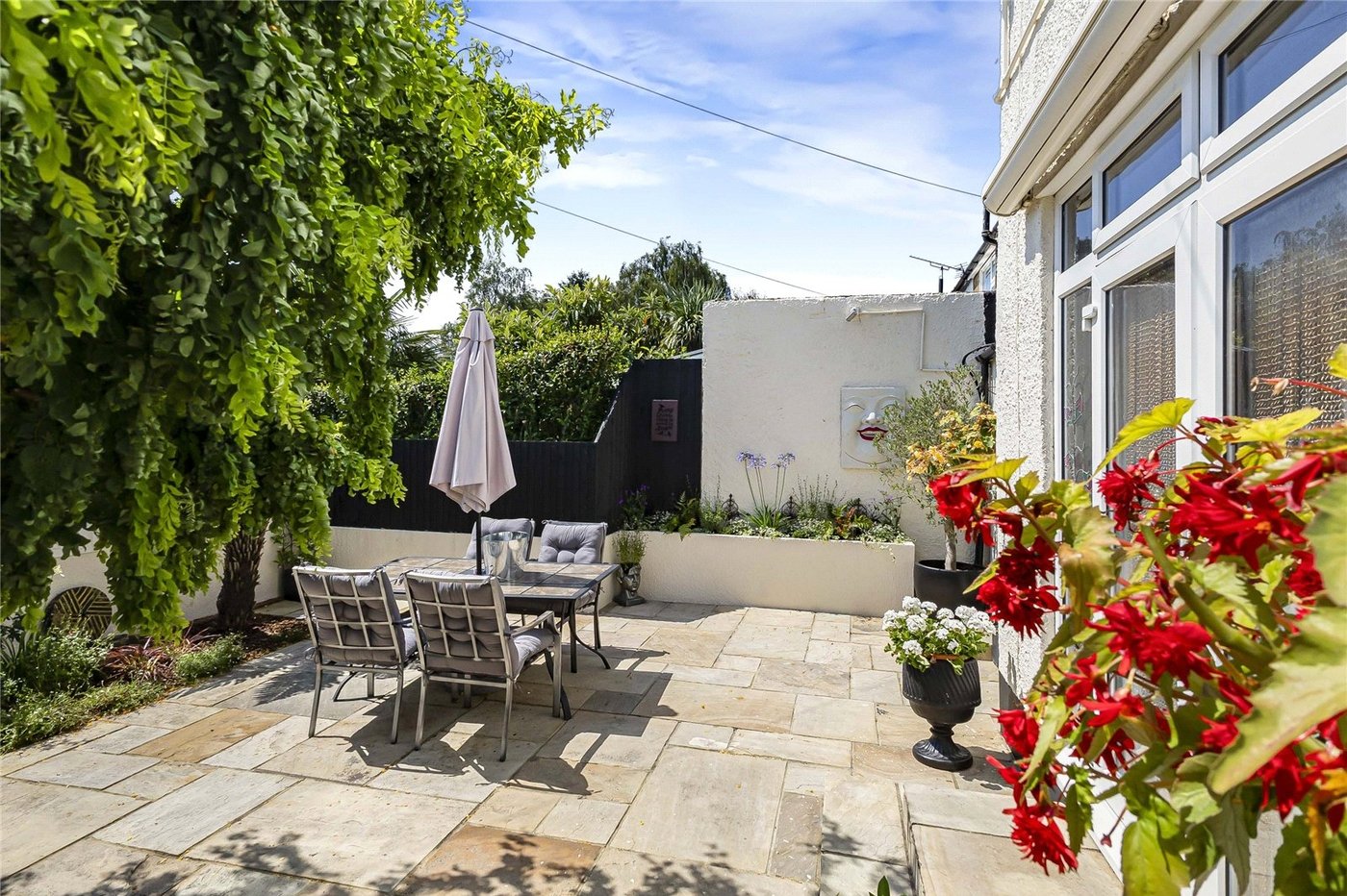6 bedroom house for sale in Strood | Robinson Michael & Jackson