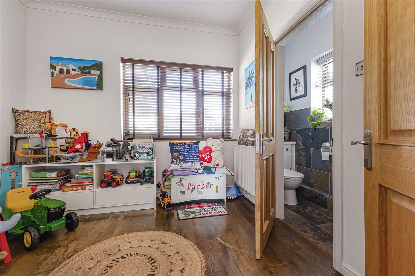 6 bedroom house for sale in Strood | Robinson Michael & Jackson