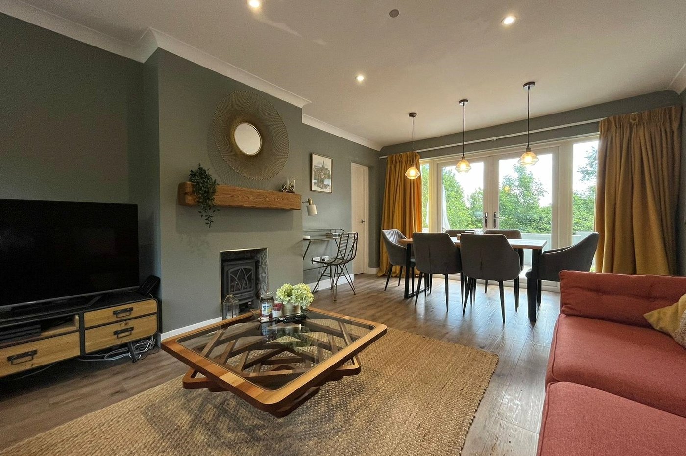 4 bedroom bungalow for sale in Davis Estate | Robinson Michael & Jackson