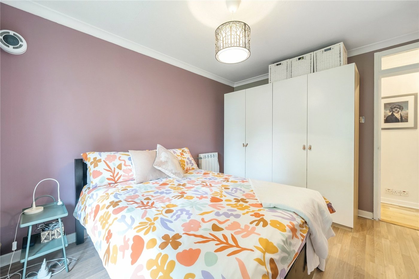 2 bedroom property for sale in London | Robinson Jackson