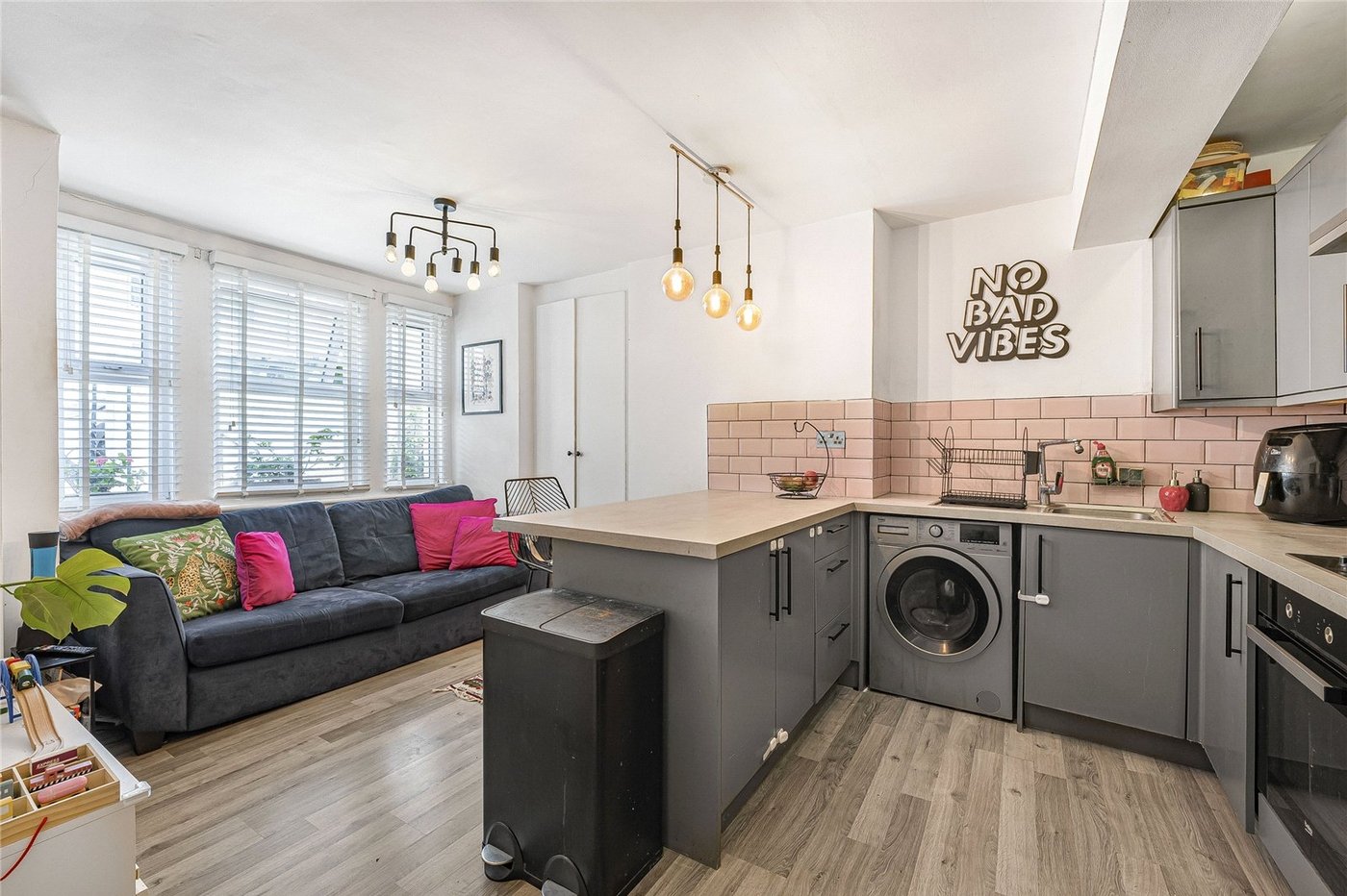2 bedroom property for sale in Plumstead | Robinson Jackson