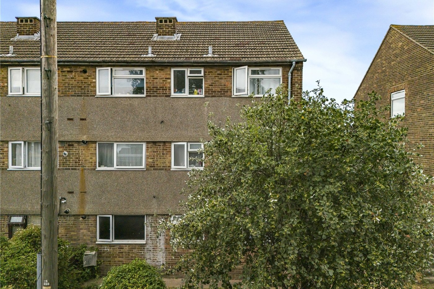 2 bedroom property for sale in Dartford | Robinson Jackson