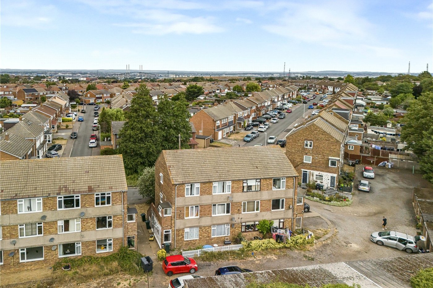 2 bedroom property for sale in Dartford | Robinson Jackson