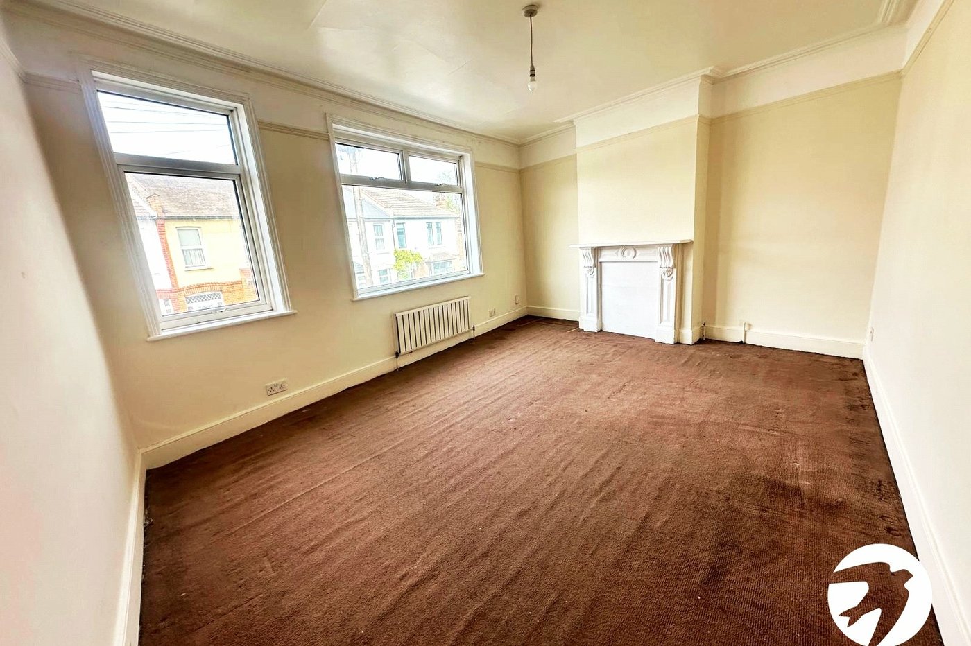 3 bedroom house for sale in London | Robinson Jackson