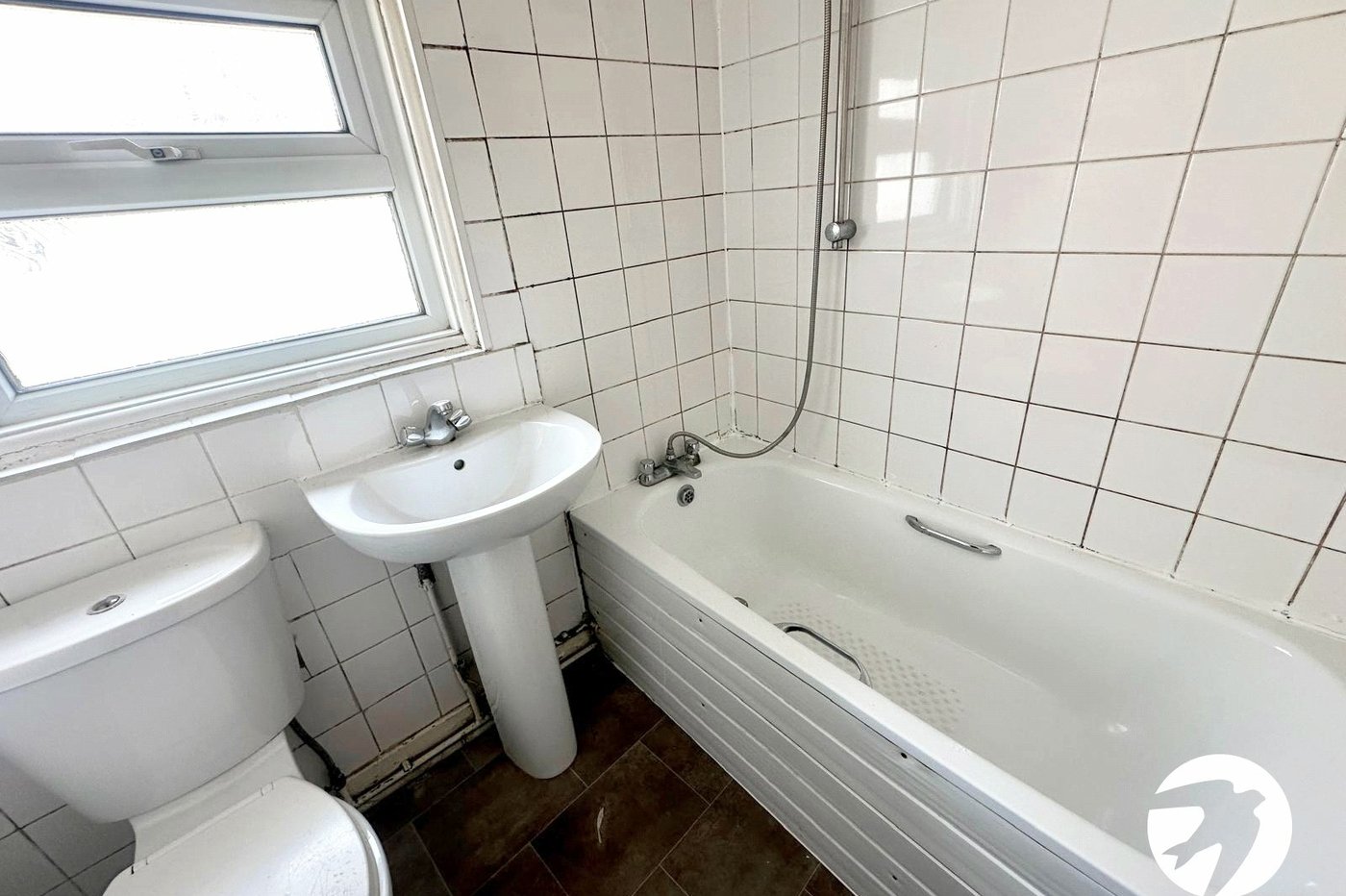 3 bedroom house for sale in London | Robinson Jackson