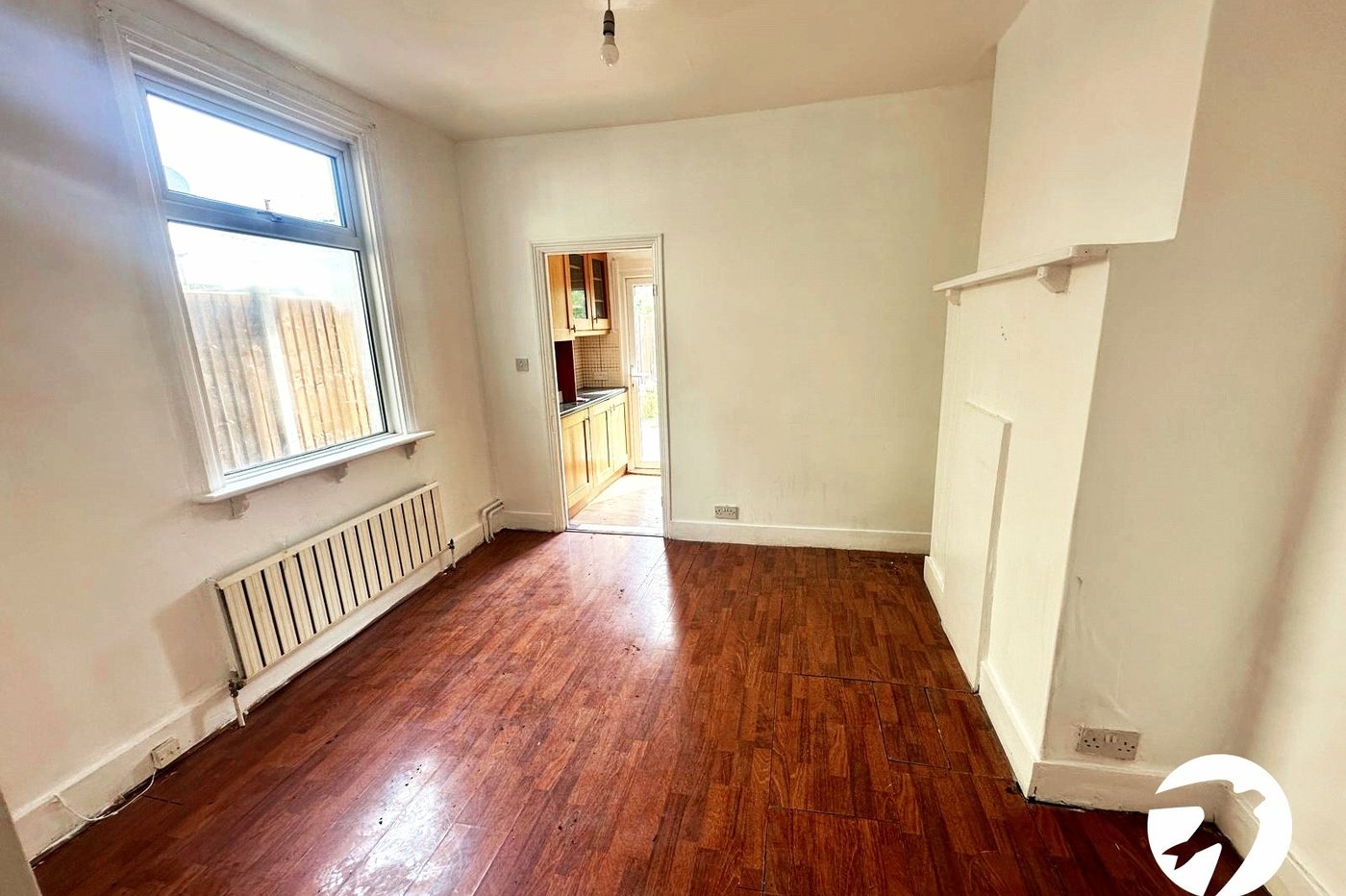 3 bedroom house for sale in London | Robinson Jackson