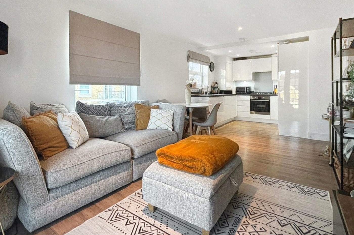 2 bedroom property for sale in Bexley | Robinson Jackson