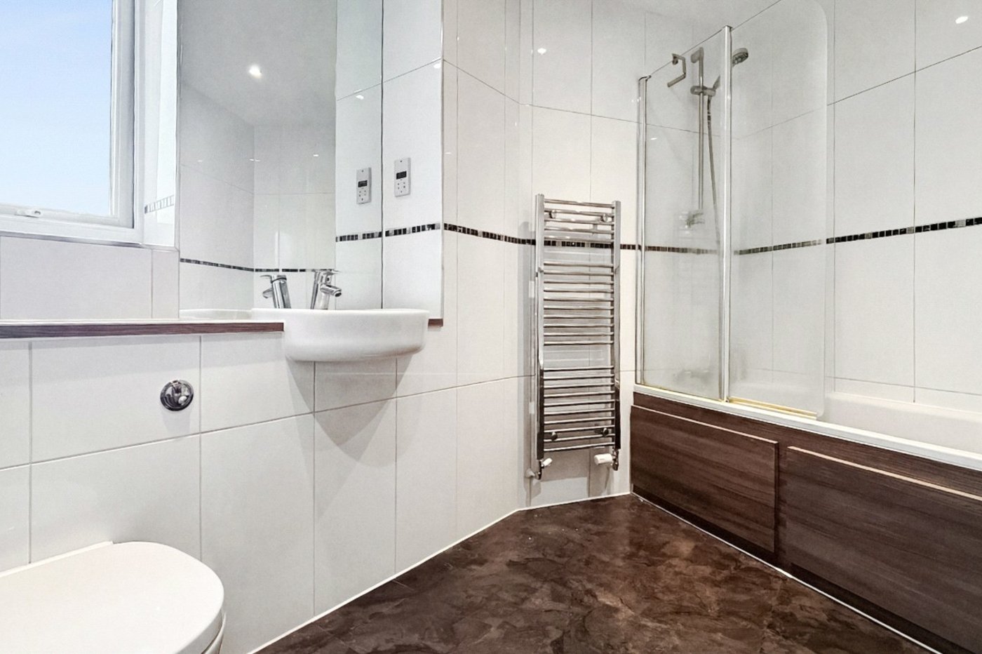 2 bedroom property for sale in Bexley | Robinson Jackson