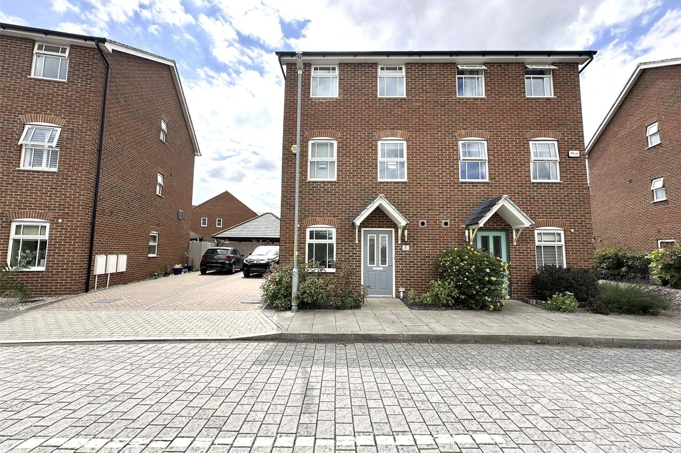 3 bedroom house for sale in Castle Hill | Robinson Jackson