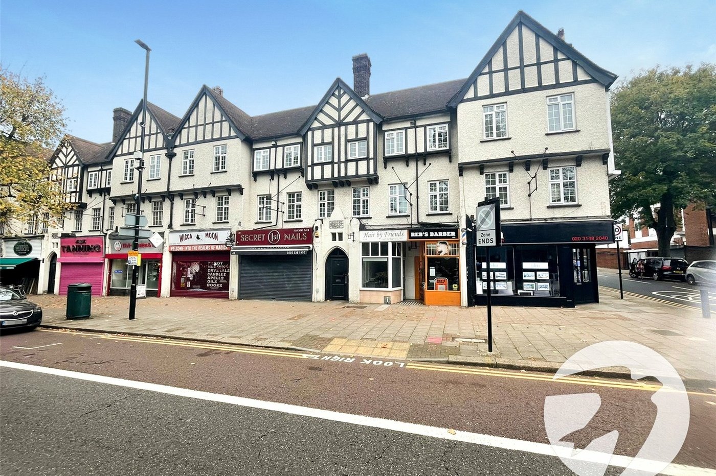 3 bedroom property for sale in London | Robinson Jackson