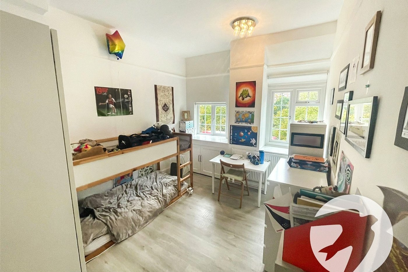 3 bedroom property for sale in London | Robinson Jackson