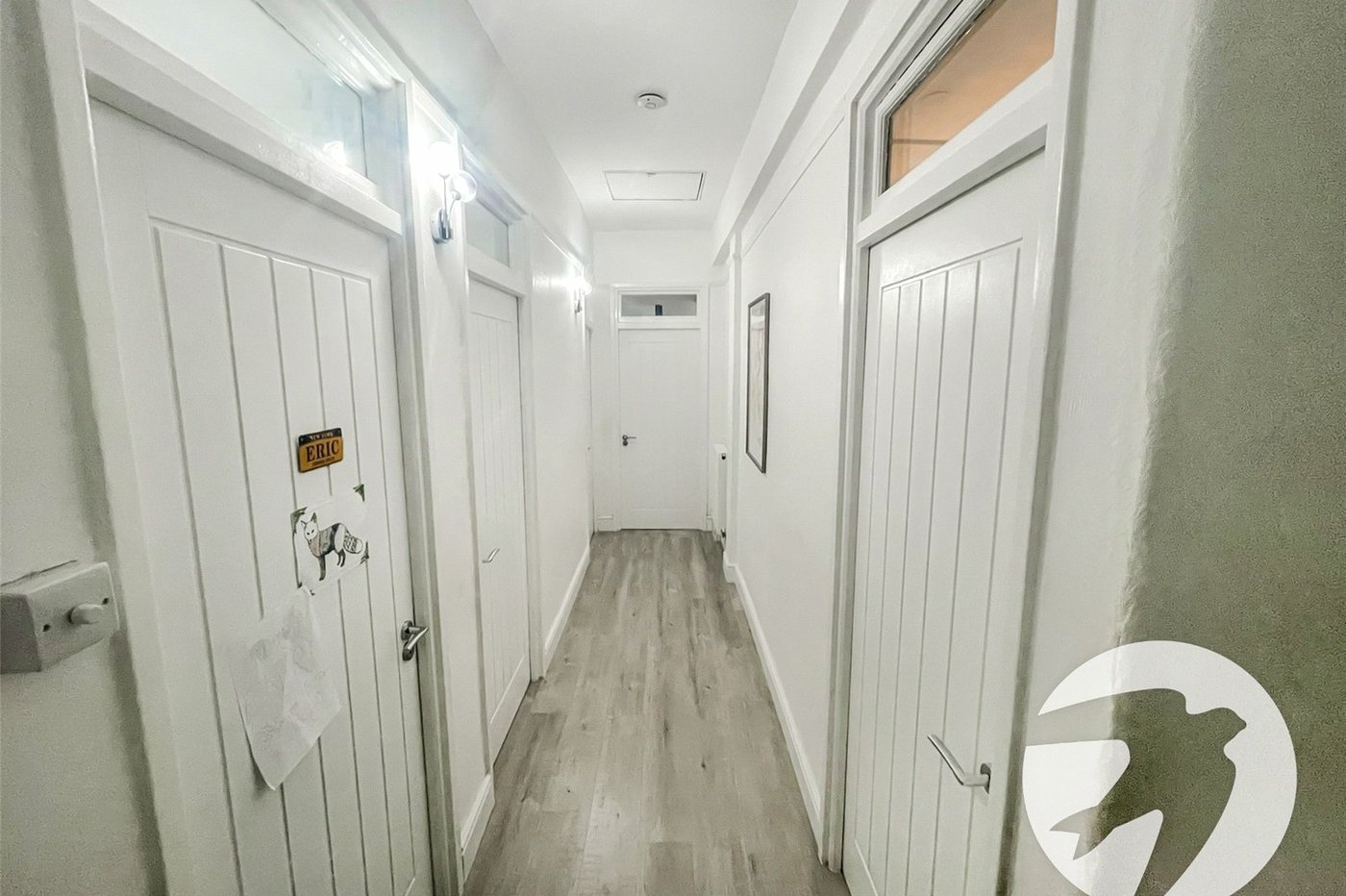 3 bedroom property for sale in London | Robinson Jackson