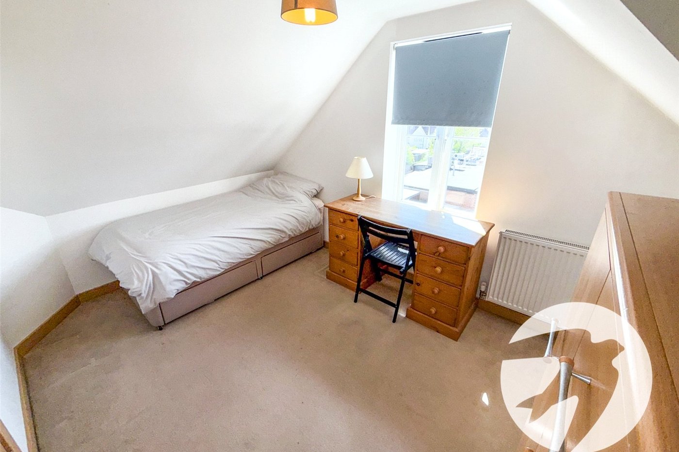 3 bedroom property for sale in London | Robinson Jackson