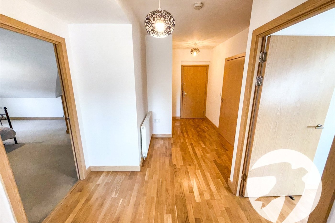 3 bedroom property for sale in London | Robinson Jackson