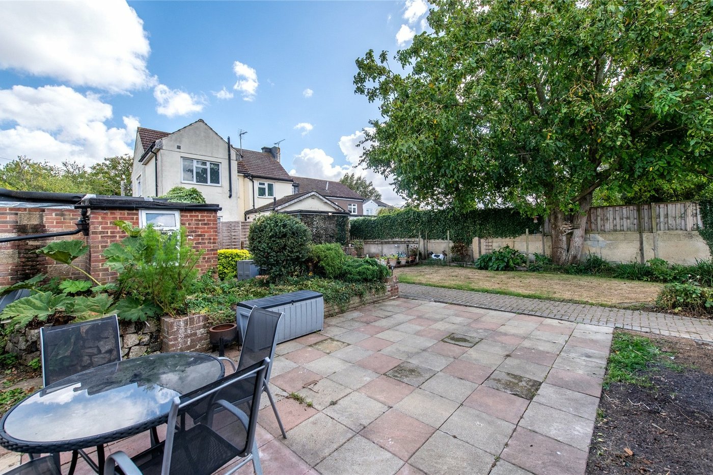 4 bedroom house for sale in Cliffe | Robinson Michael & Jackson