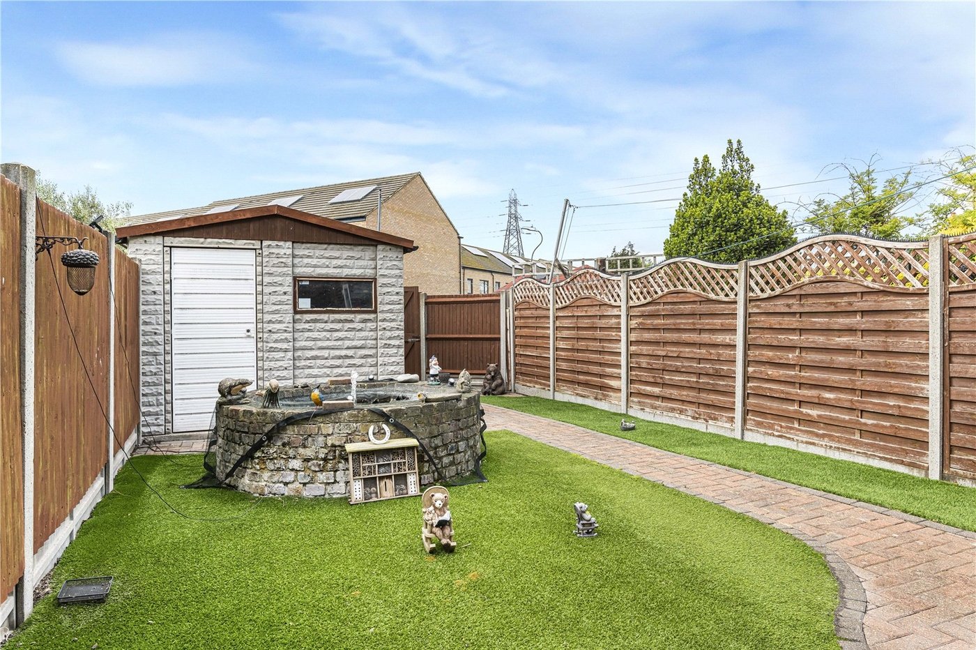 2 bedroom house for sale in Dartford | Robinson Jackson