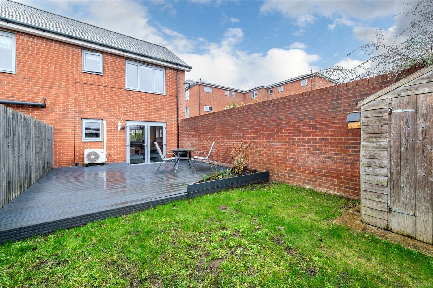 2 bedroom house for sale in Northfleet | Robinson Michael & Jackson