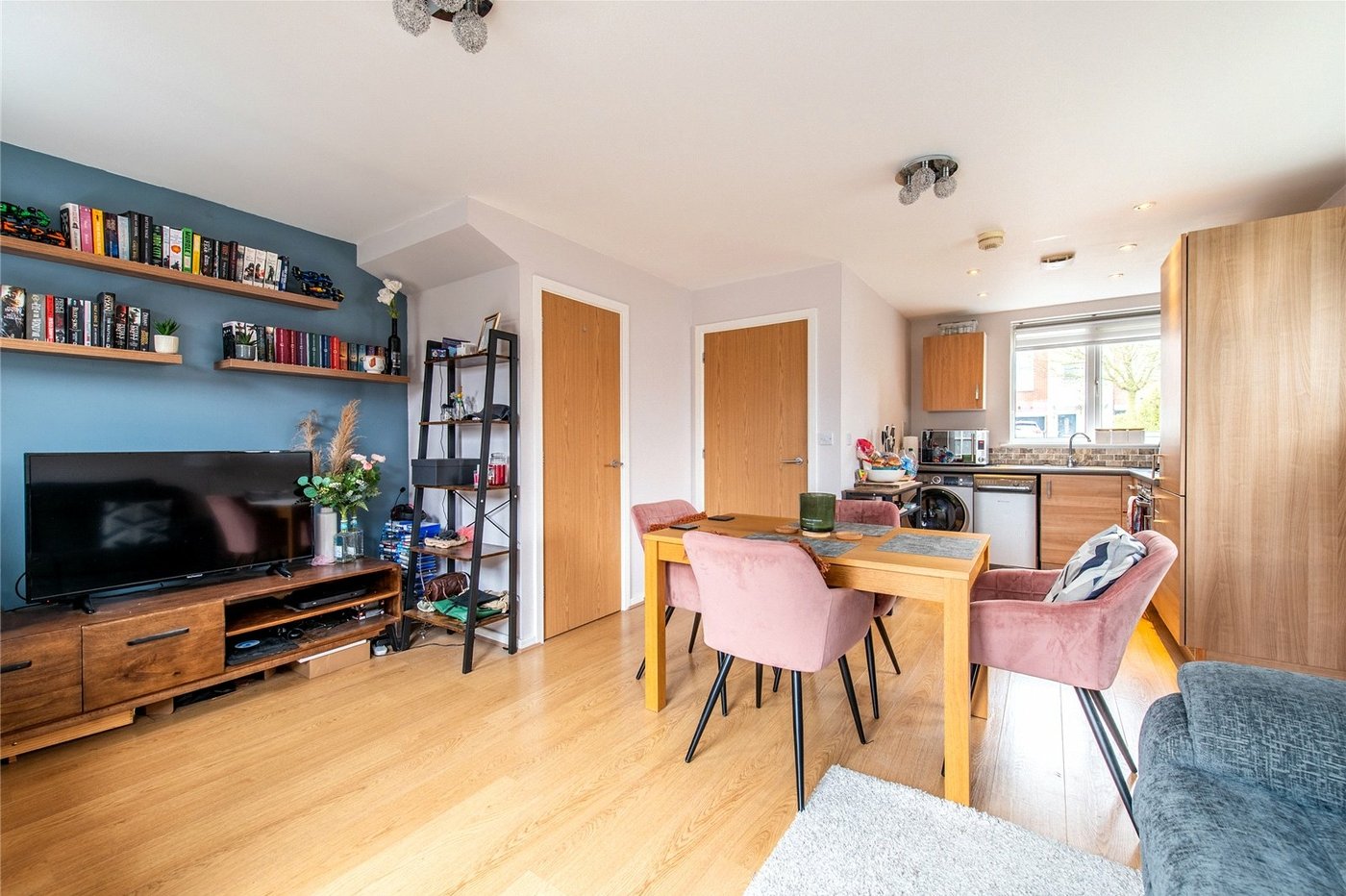 2 bedroom house for sale in Northfleet | Robinson Michael & Jackson