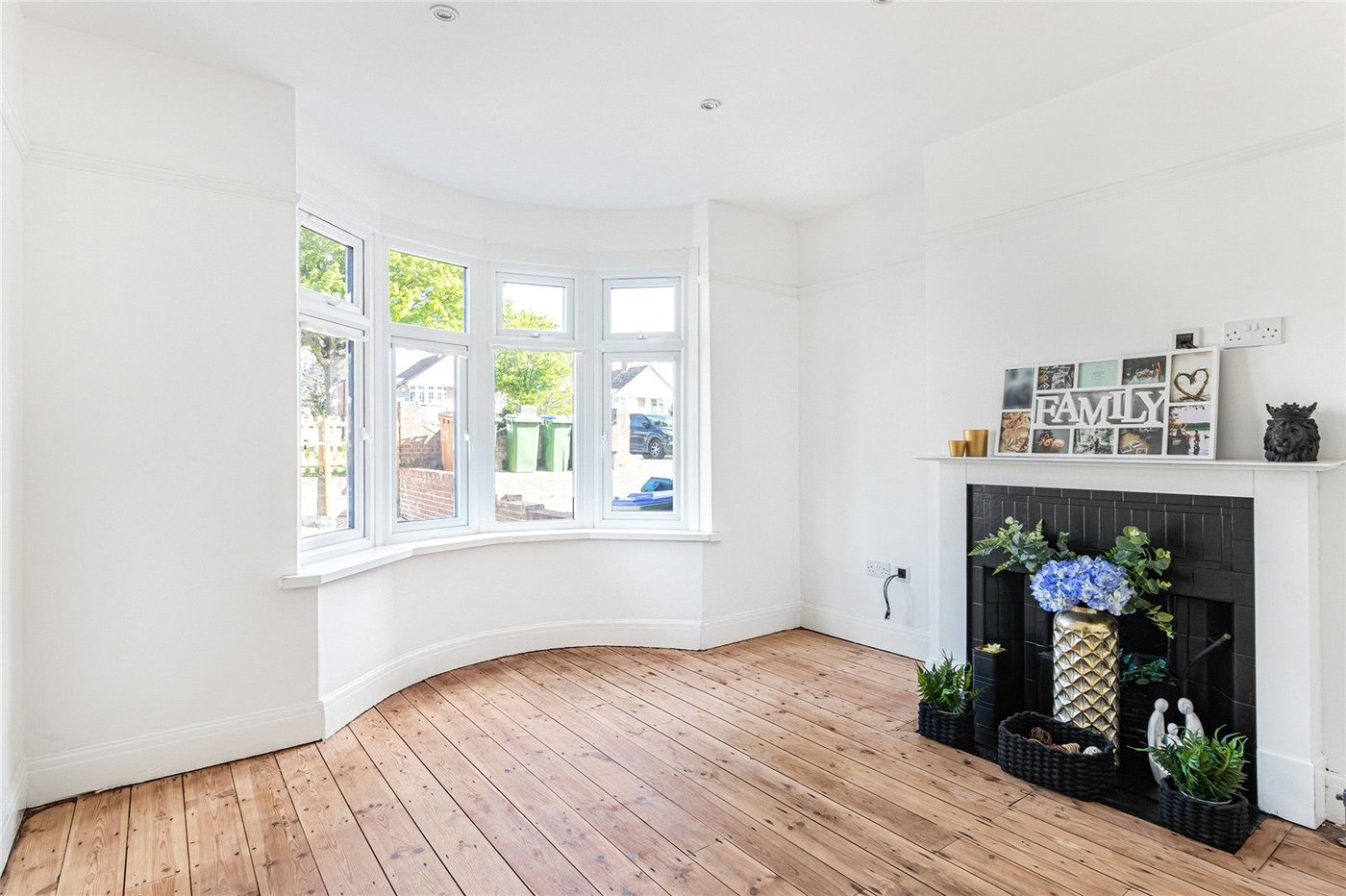 3 bedroom house for sale in Welling | Robinson Jackson