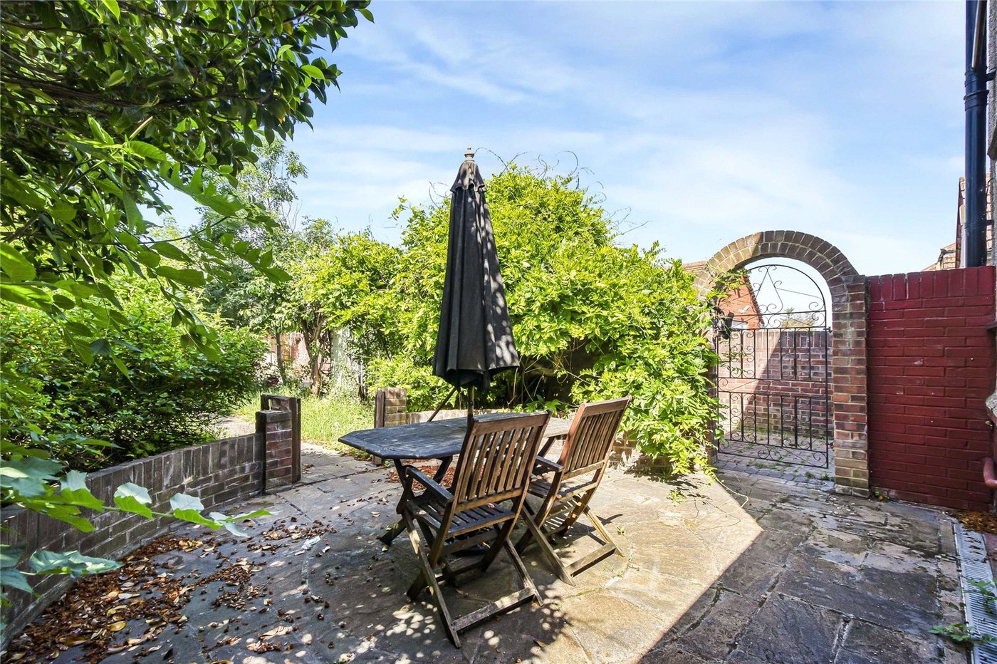 5 bedroom house for sale in Welling | Robinson Jackson