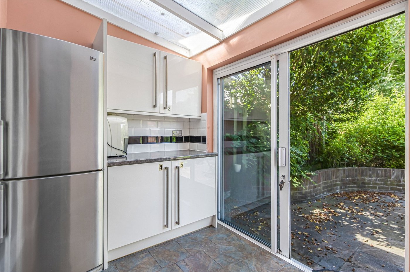 5 bedroom house for sale in Welling | Robinson Jackson