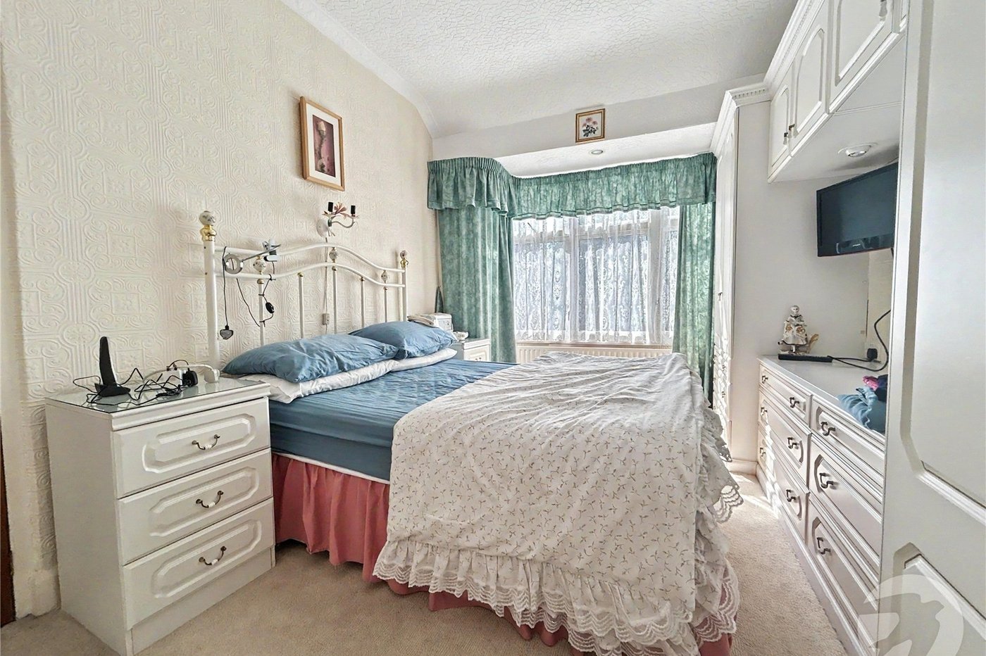 3 bedroom house for sale in Sidcup | Robinson Jackson