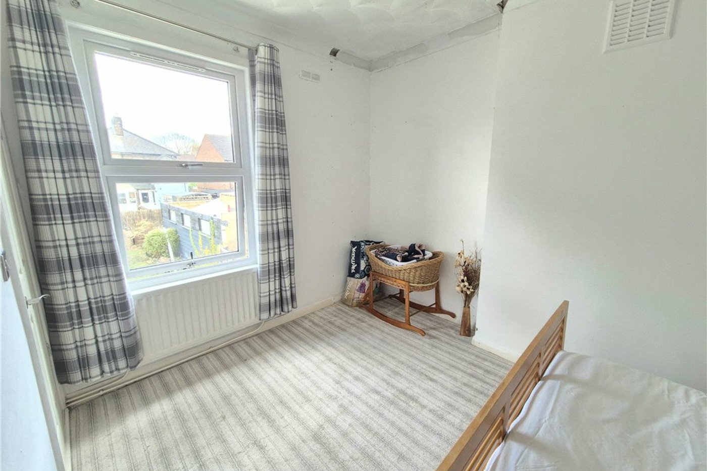 3 bedroom house for sale in Orpington | Robinson Jackson