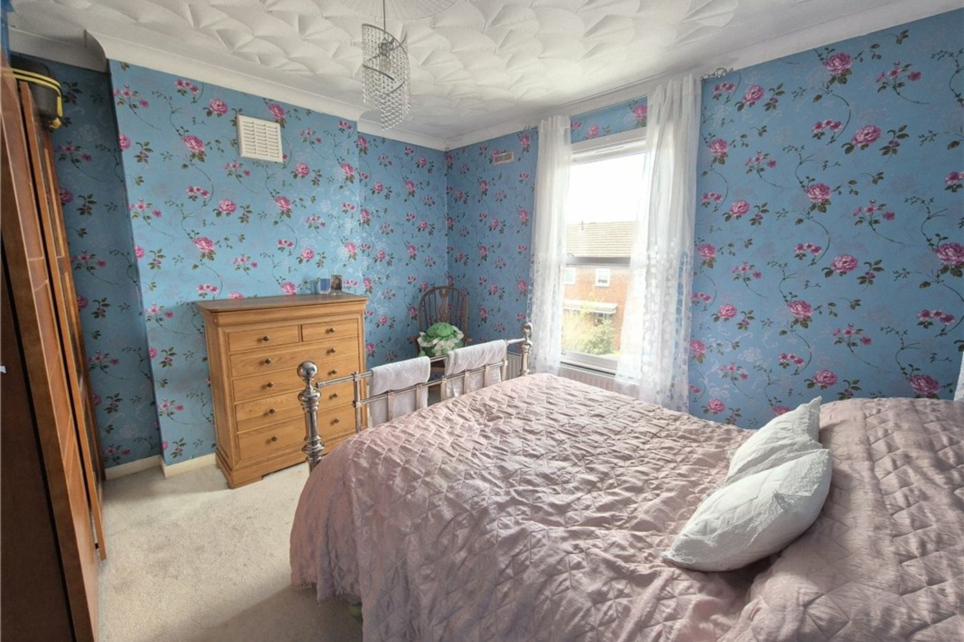 3 bedroom house for sale in Orpington | Robinson Jackson