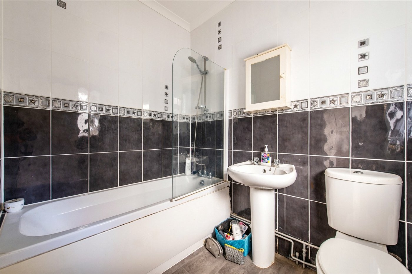 4 bedroom house for sale in Gravesend | Robinson Michael & Jackson