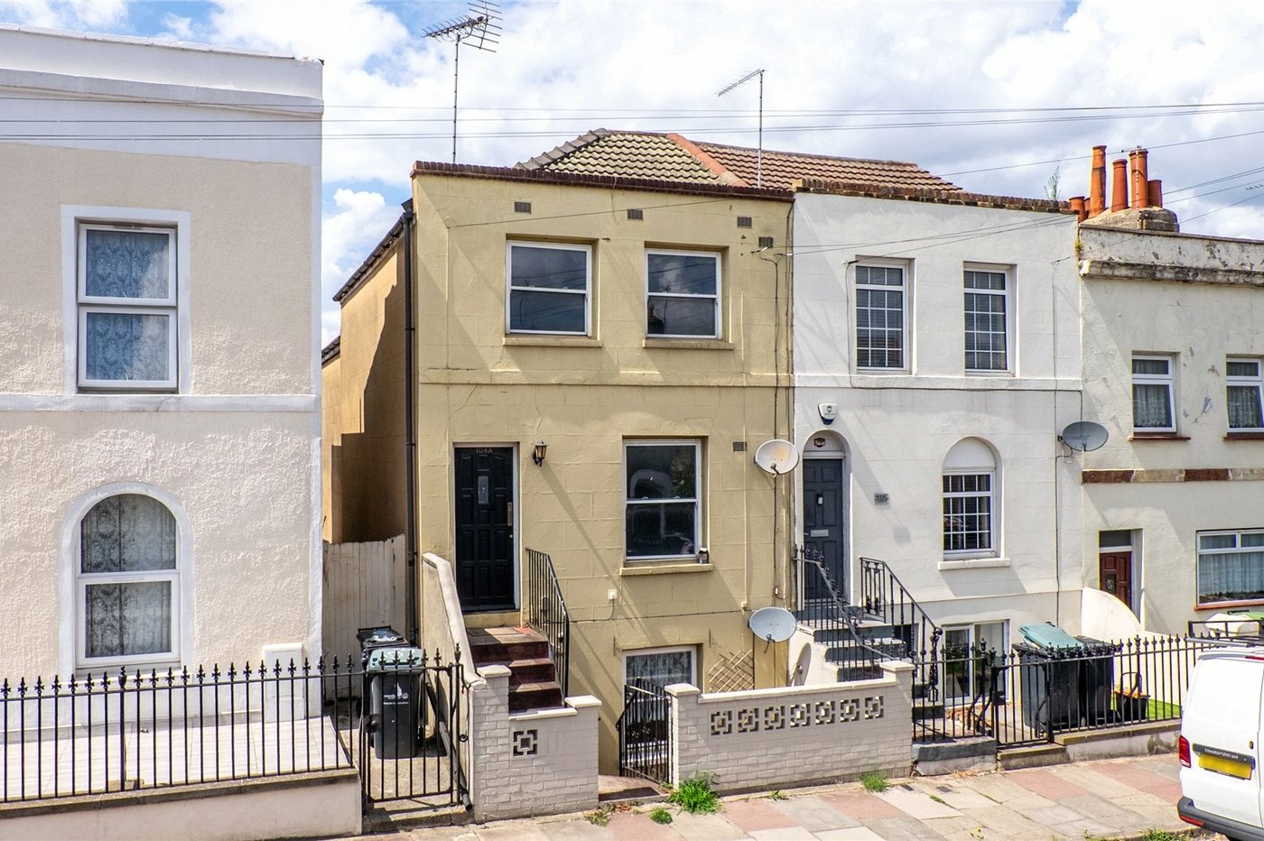 4 bedroom house for sale in Gravesend | Robinson Michael & Jackson