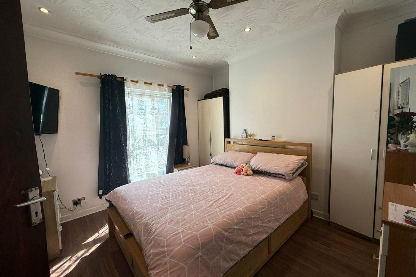 4 bedroom house for sale in Gravesend | Robinson Michael & Jackson