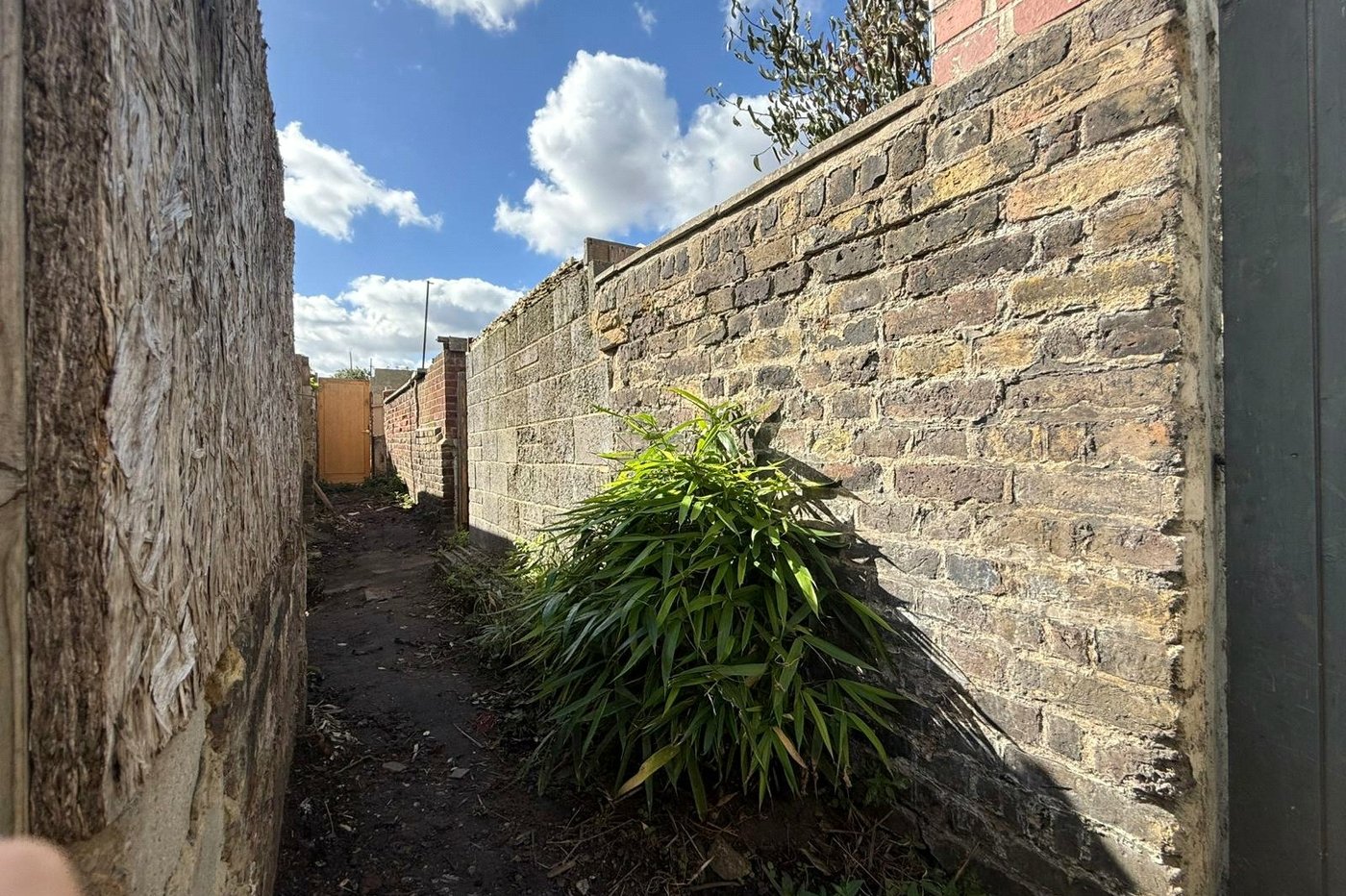 4 bedroom house for sale in Gravesend | Robinson Michael & Jackson