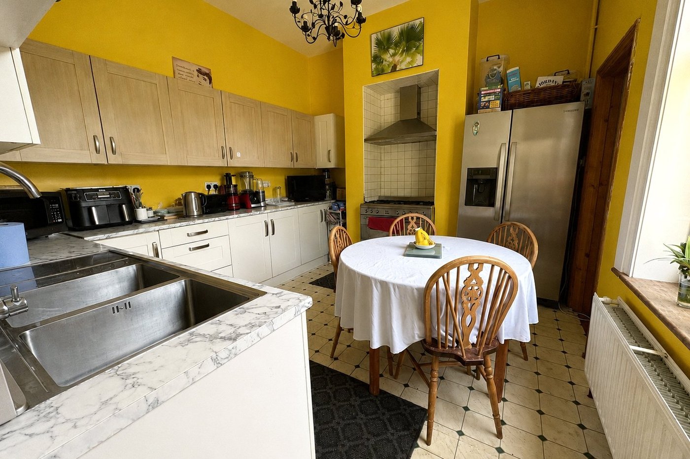 4 bedroom house for sale in London | Robinson Jackson