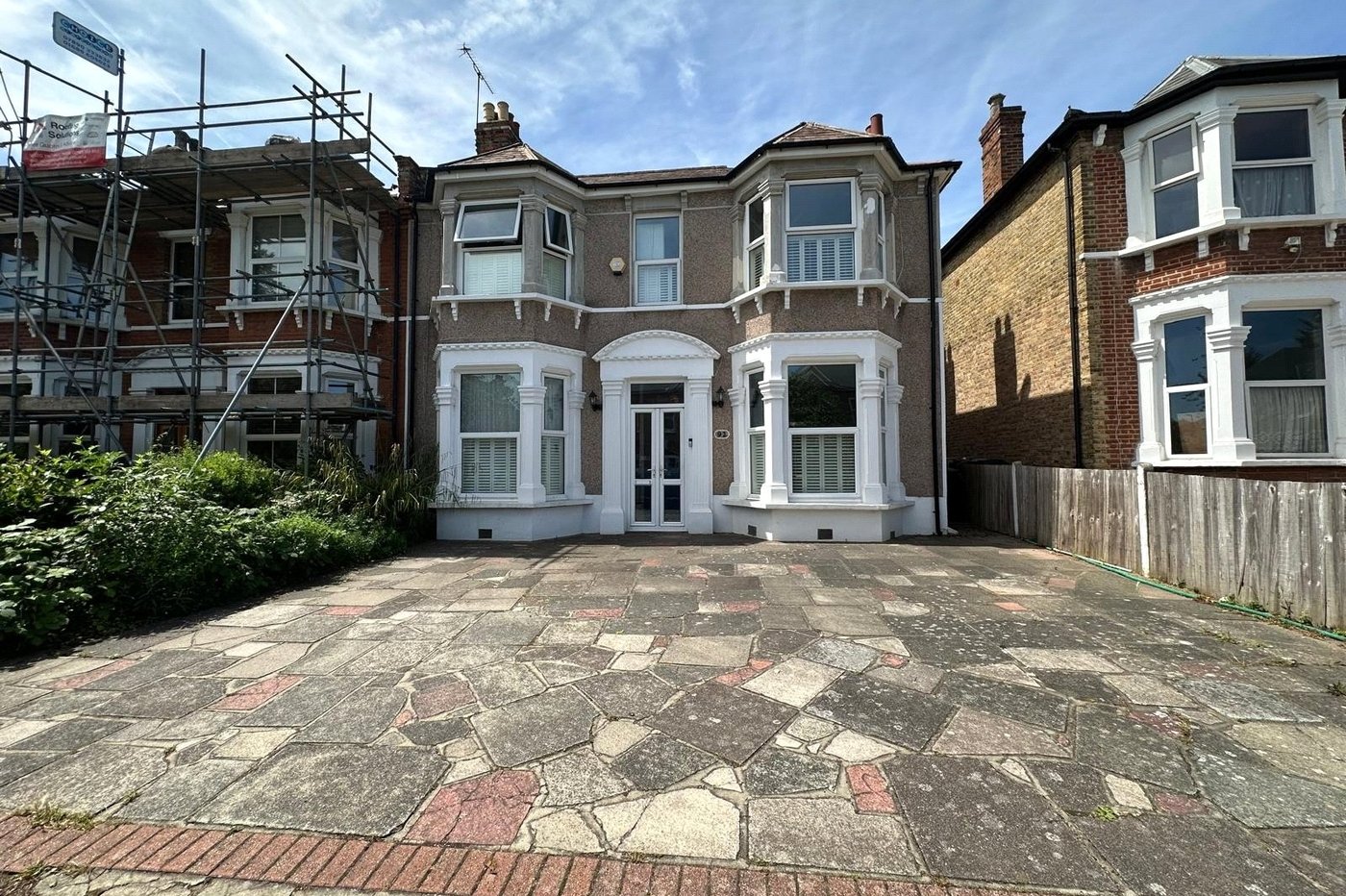 4 bedroom house for sale in London | Robinson Jackson