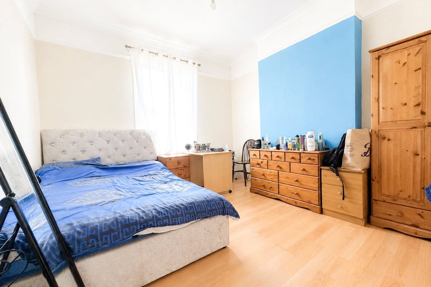 4 bedroom house for sale in London | Robinson Jackson