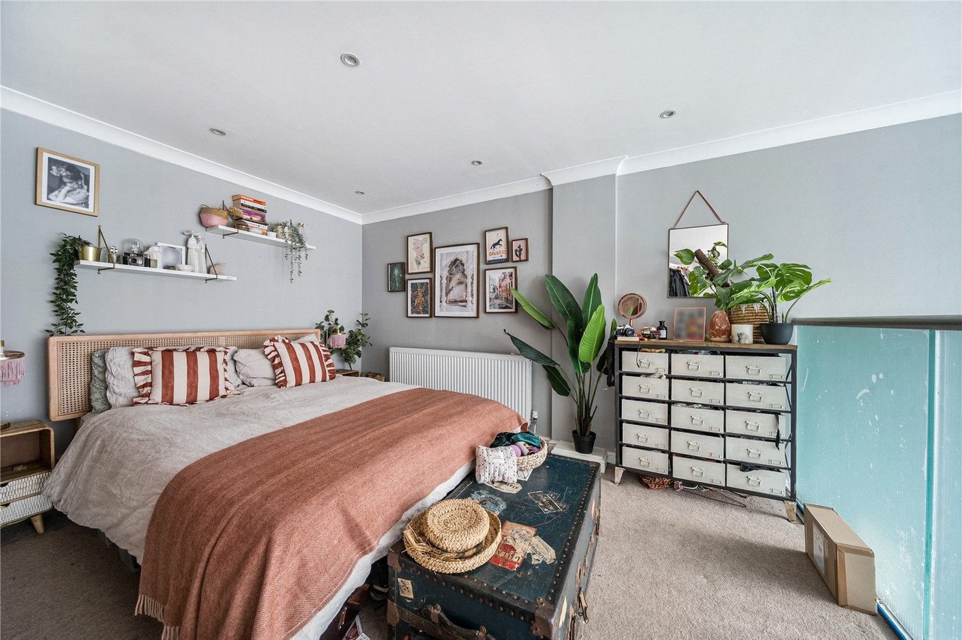 2 bedroom property for sale in  | Robinson Jackson