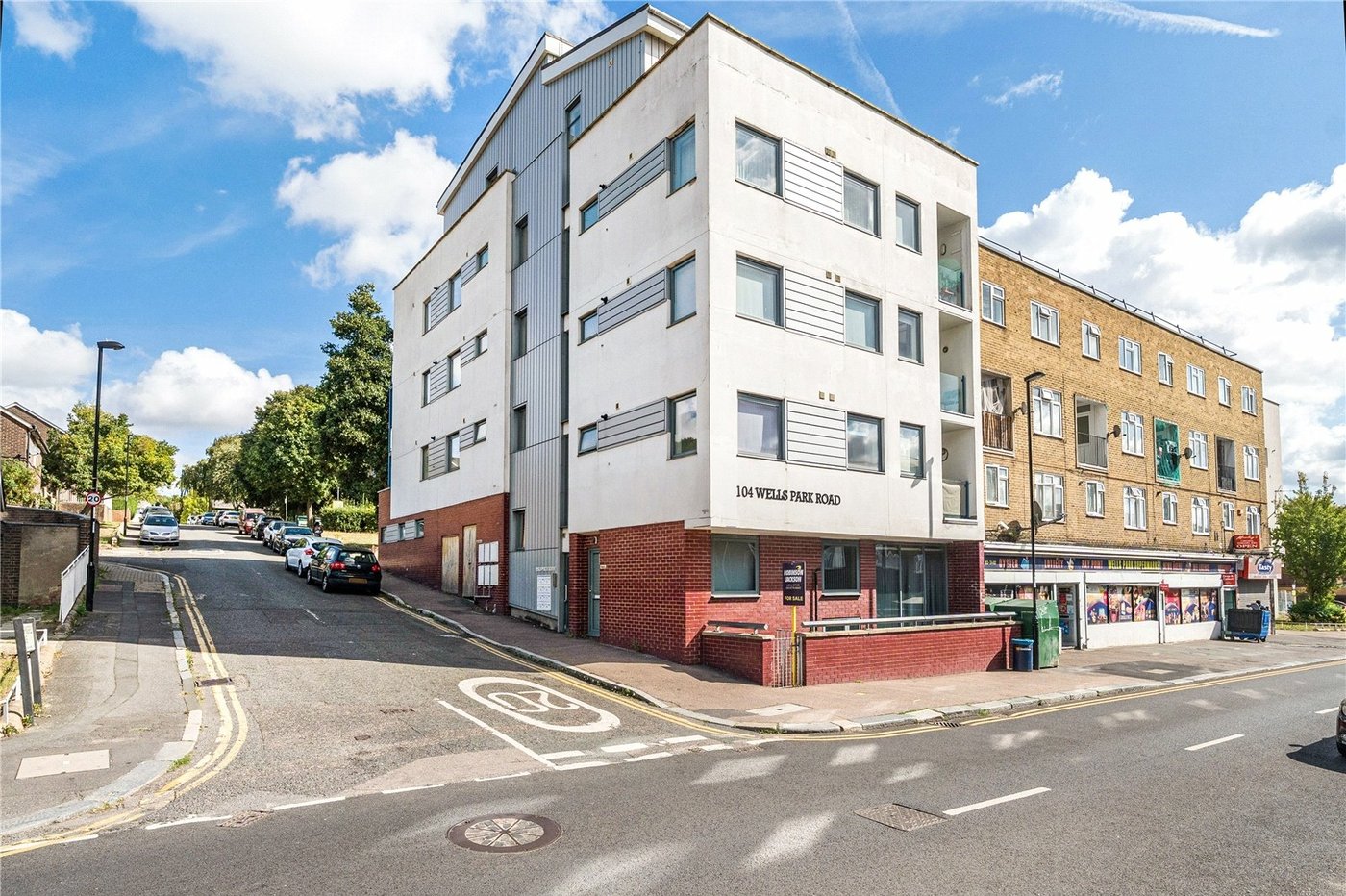 2 bedroom property for sale in  | Robinson Jackson