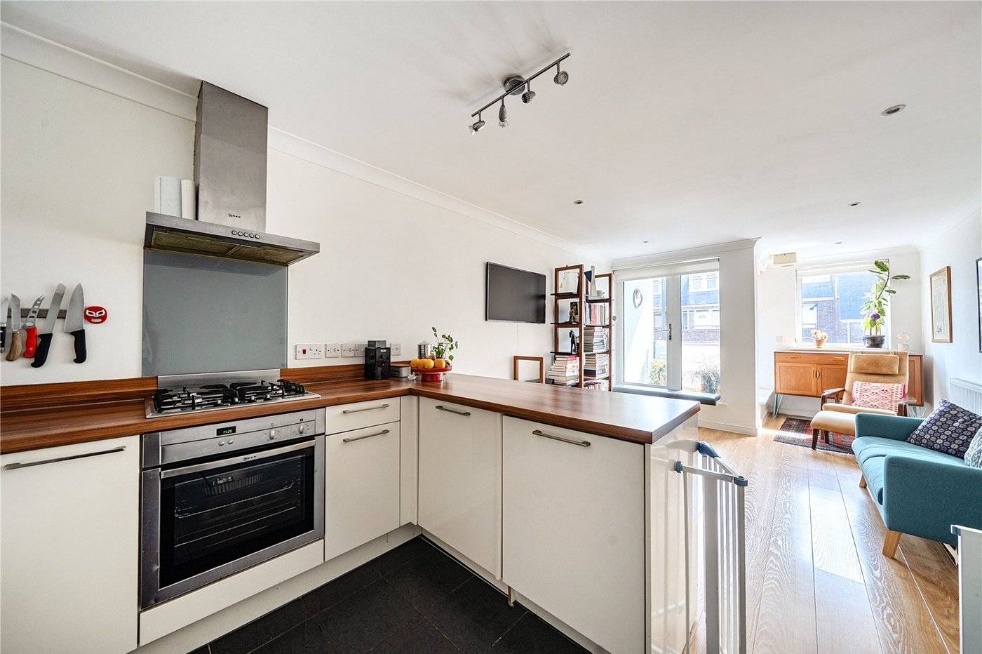 2 bedroom property for sale in Sydenham | Robinson Jackson
