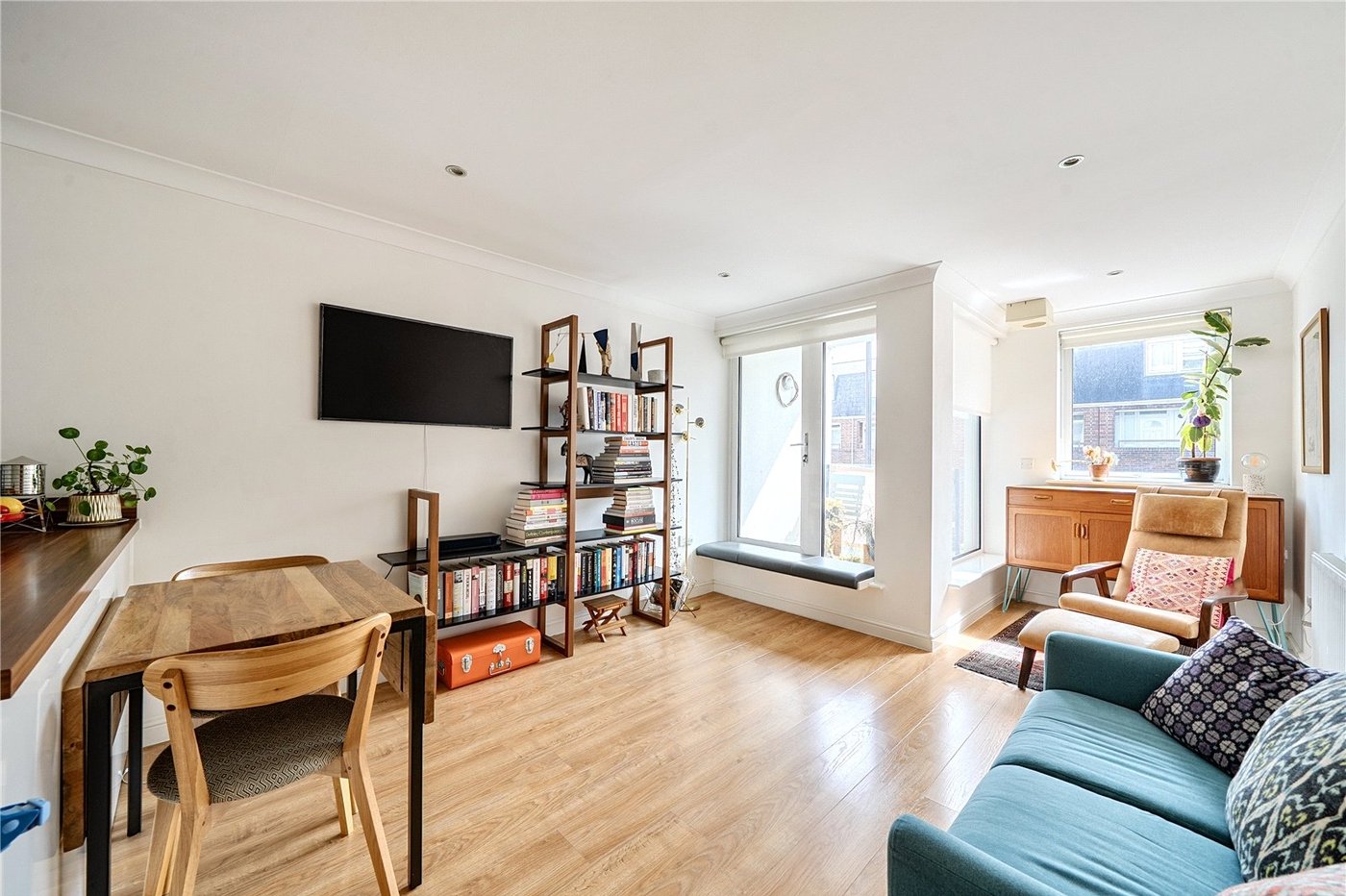 2 bedroom property for sale in Sydenham | Robinson Jackson