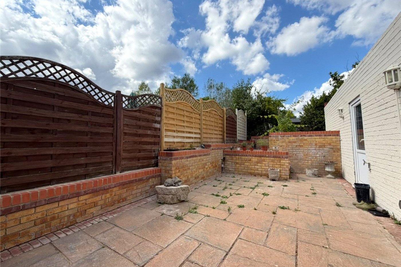 2 bedroom house for sale in Orpington | Robinson Jackson