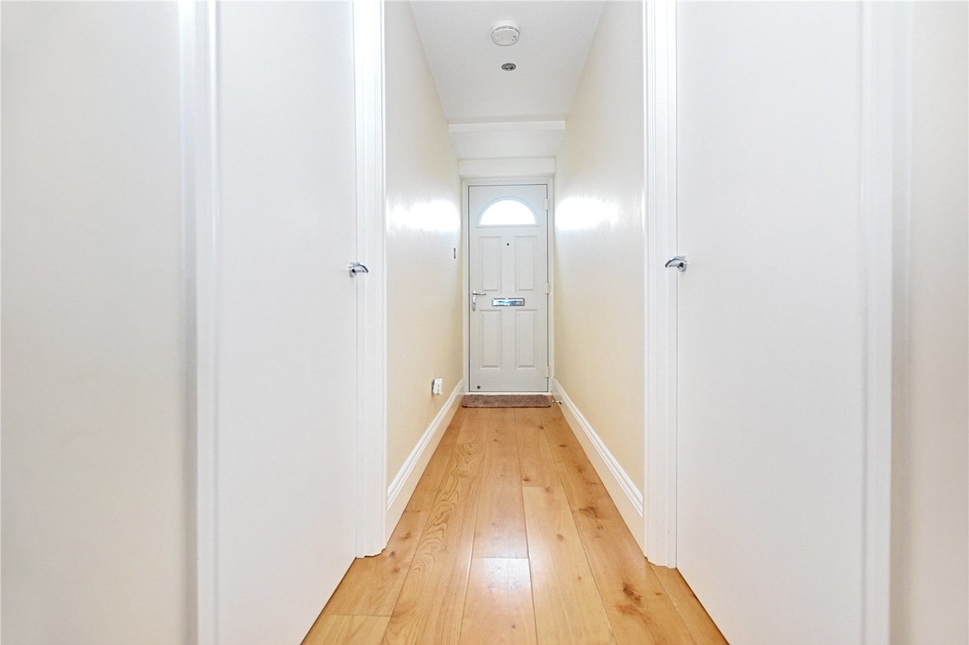 3 bedroom bungalow for sale in Bexleyheath | Robinson Jackson