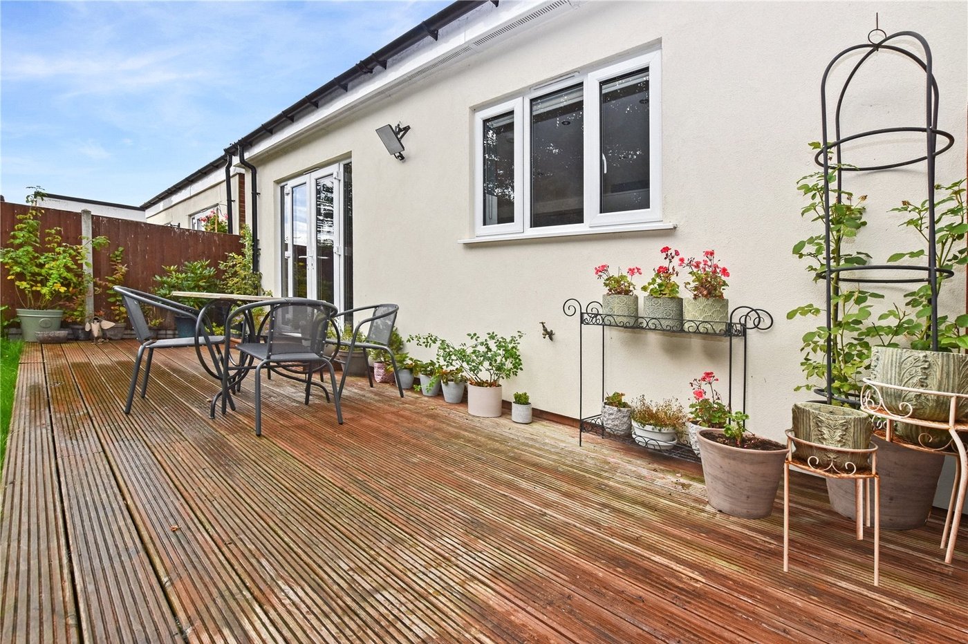 3 bedroom bungalow for sale in Bexleyheath | Robinson Jackson