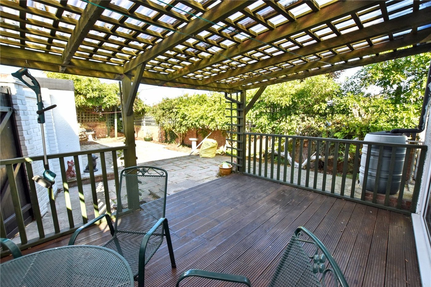 2 bedroom bungalow for sale in Bexleyheath | Robinson Jackson