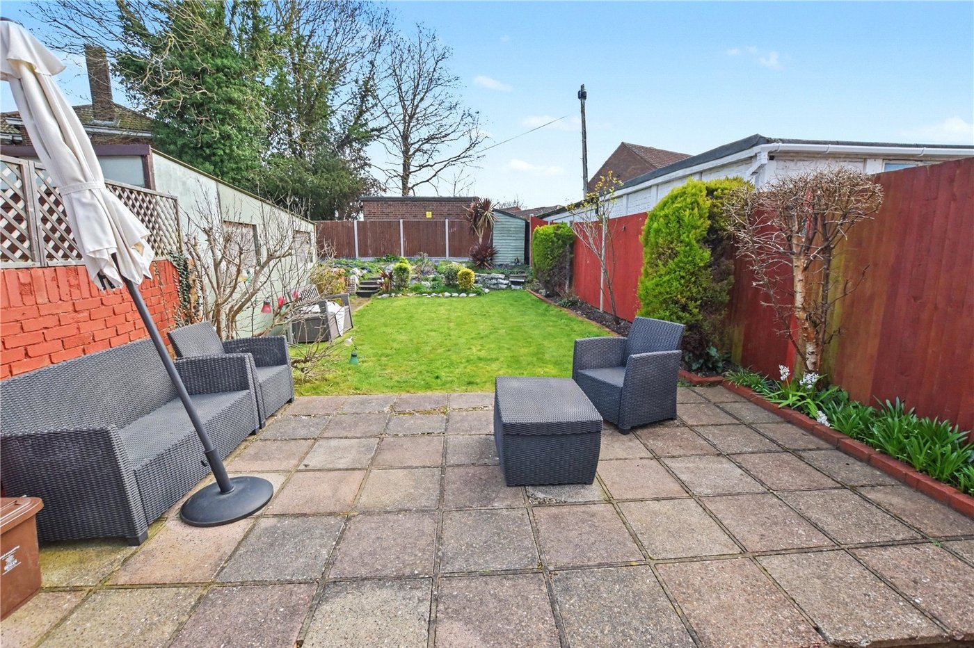 2 bedroom bungalow for sale in Bexleyheath | Robinson Jackson