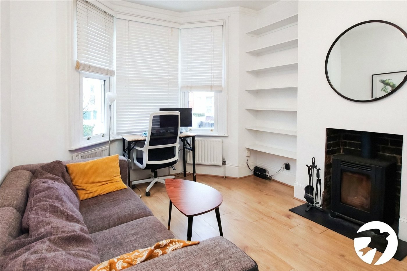 1 bedroom property for sale in Plumstead Common | Robinson Jackson
