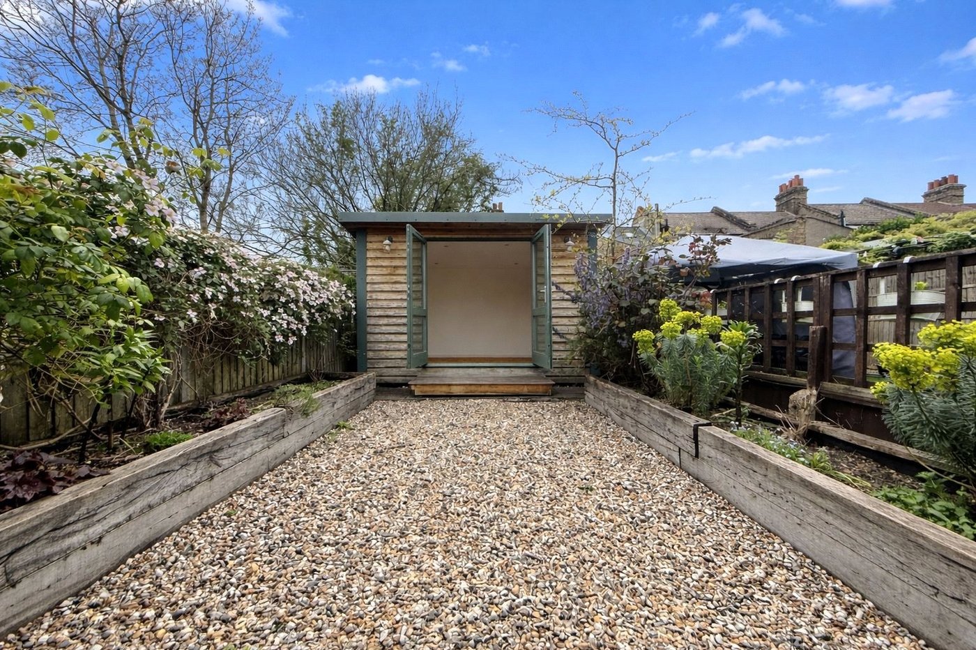 1 bedroom property for sale in Plumstead Common | Robinson Jackson