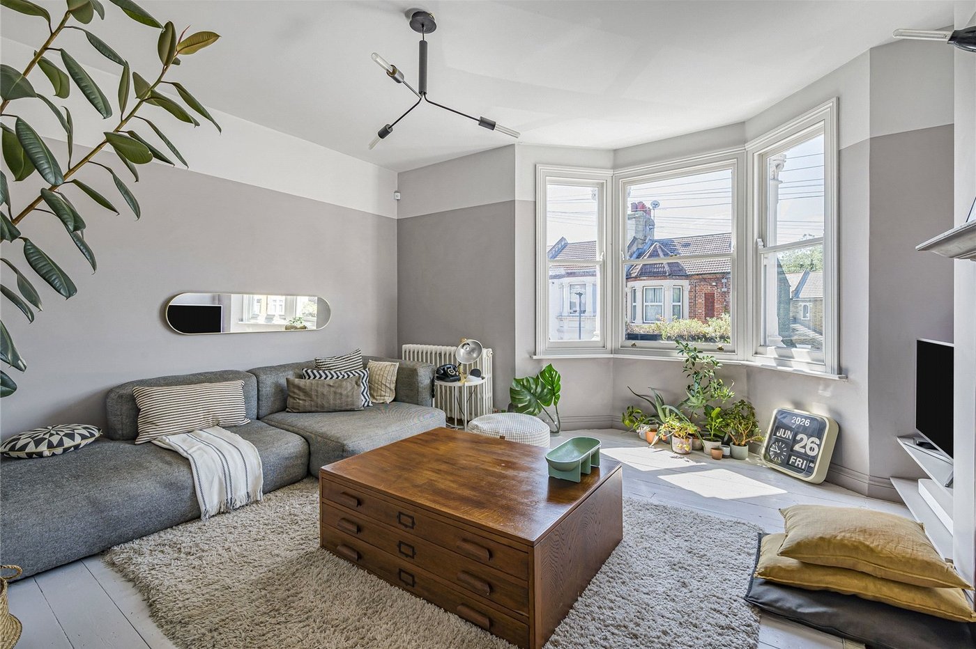 2 bedroom property for sale in Plumstead Common | Robinson Jackson