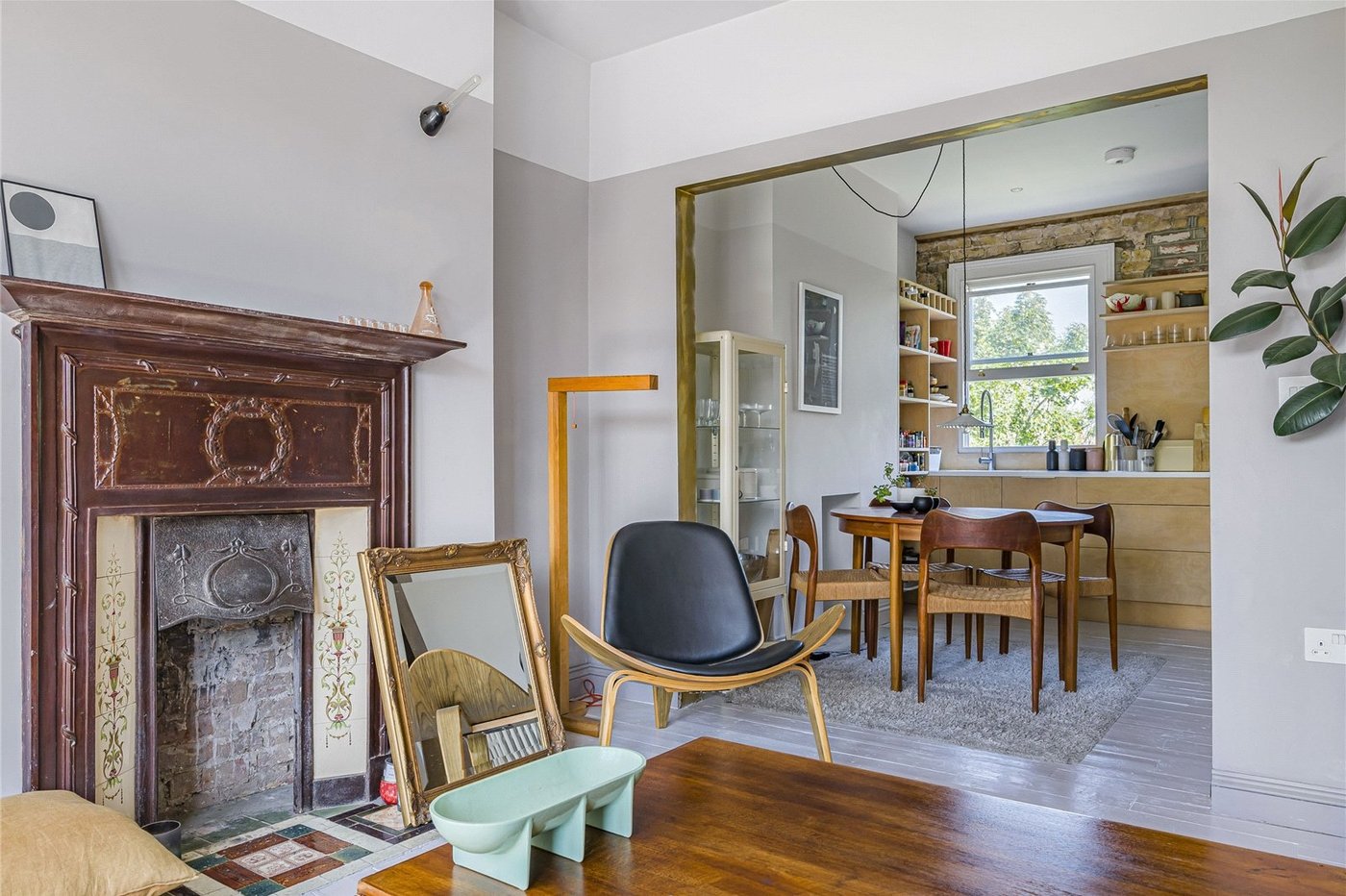 2 bedroom property for sale in Plumstead Common | Robinson Jackson