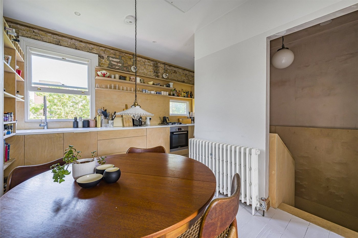 2 bedroom property for sale in Plumstead Common | Robinson Jackson