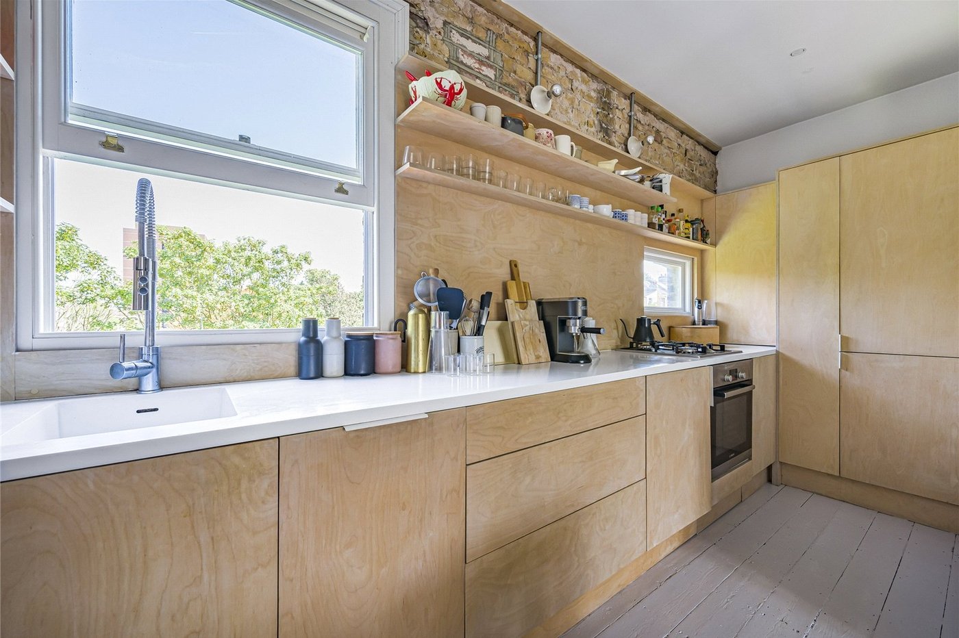 2 bedroom property for sale in Plumstead Common | Robinson Jackson